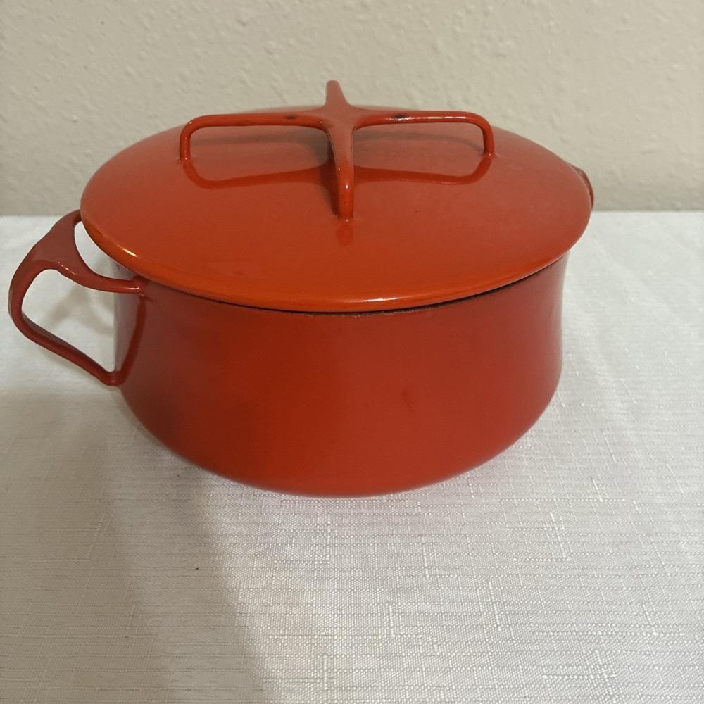 Vintage MCM Dansk 2 QT Red Enamel Kobenstyle Dutch Oven Pot With Trivet Lid - Picture 4 of 14